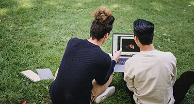 Sharing and teaching digital skills to foster youth